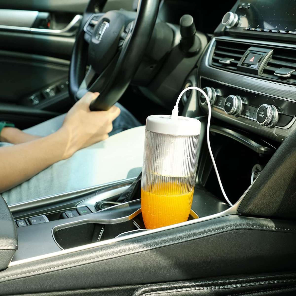 500ML Portable Mini Juicer Cup USB Rechargeable Blender Smoothie Mixer