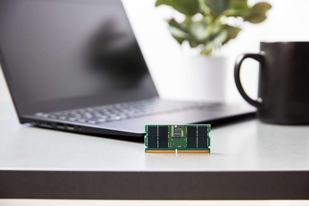 KINGSTON 16GB DDR5 5600MT/S SODIMM - Notebook Laptop Memory - KVR56S46BS8-16
