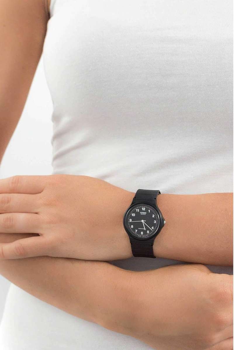 Casio Unisex Classic MQ24-1B Watch with Black Rubber Band