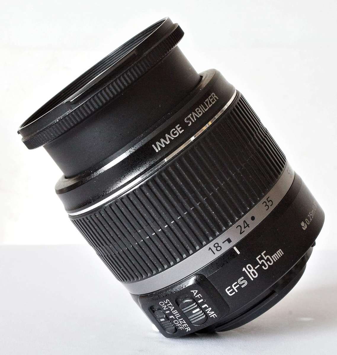 Canon EF-S 18-55mm f/3.5-5.6 IS (IMAGE STABILIZER) Camera Lens for Canon Digital SLR Cameras