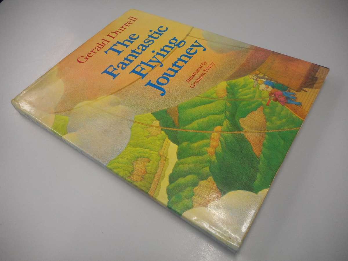 The Fantastic Flying Journey Hardcover  28 Sept. 1989