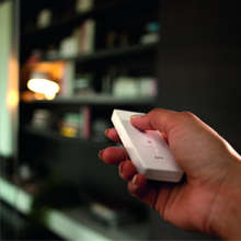 Philips Hue Smart Dimmer Switch with Remote - For Philips Hue Smart Bulbs - Philips 152g