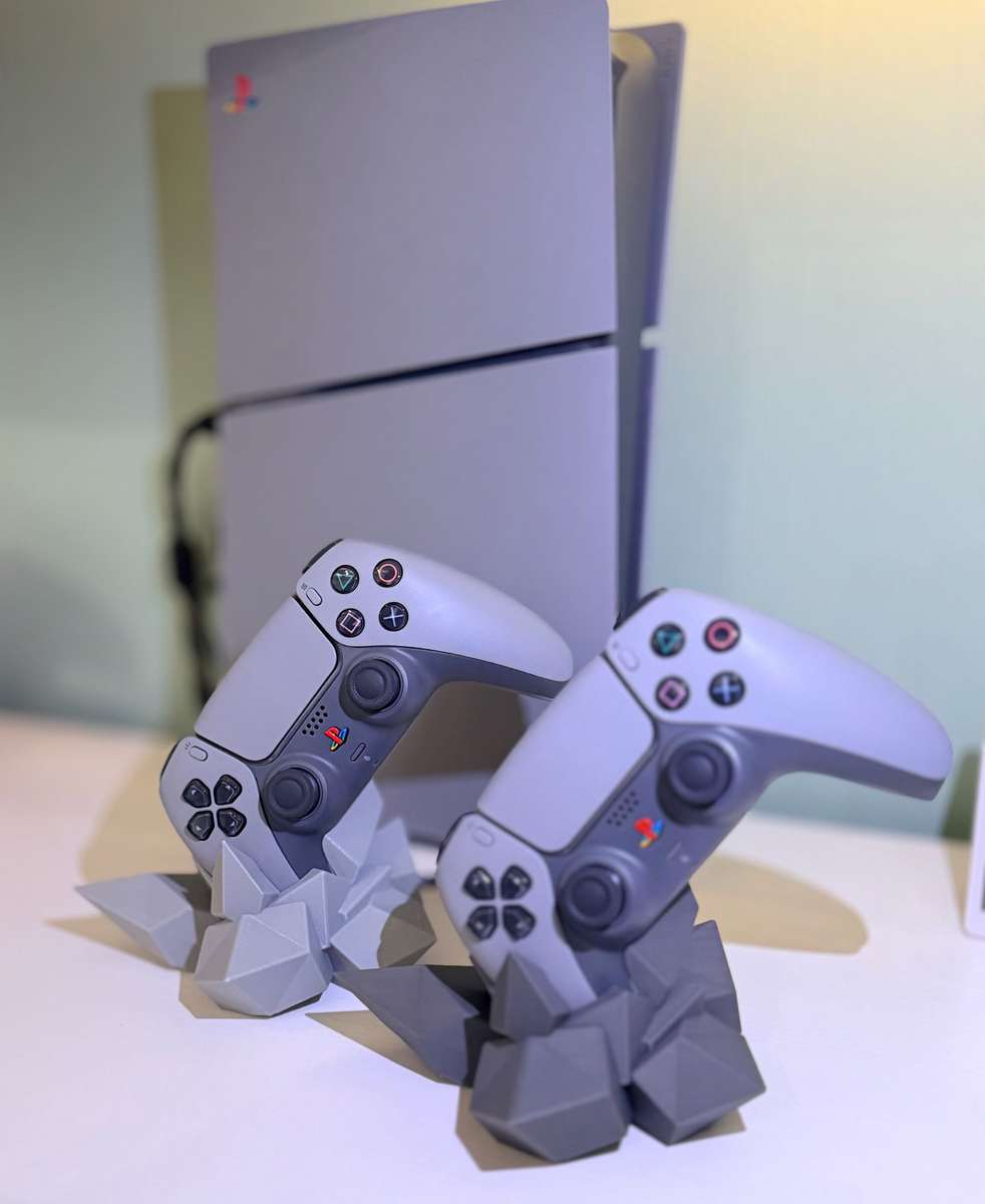 Playstation 5 Crystal Controller Stand Holder