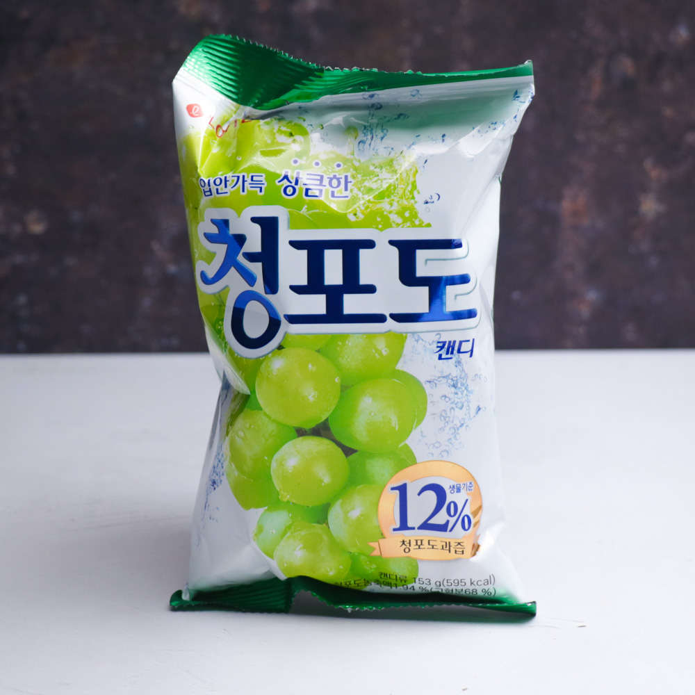 Lotte Green Grape Candy Happy Family 153g