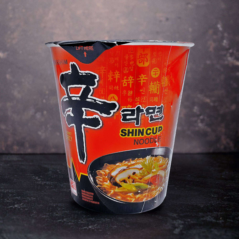 Nongshim Shin Cup Noodle Soup 68g