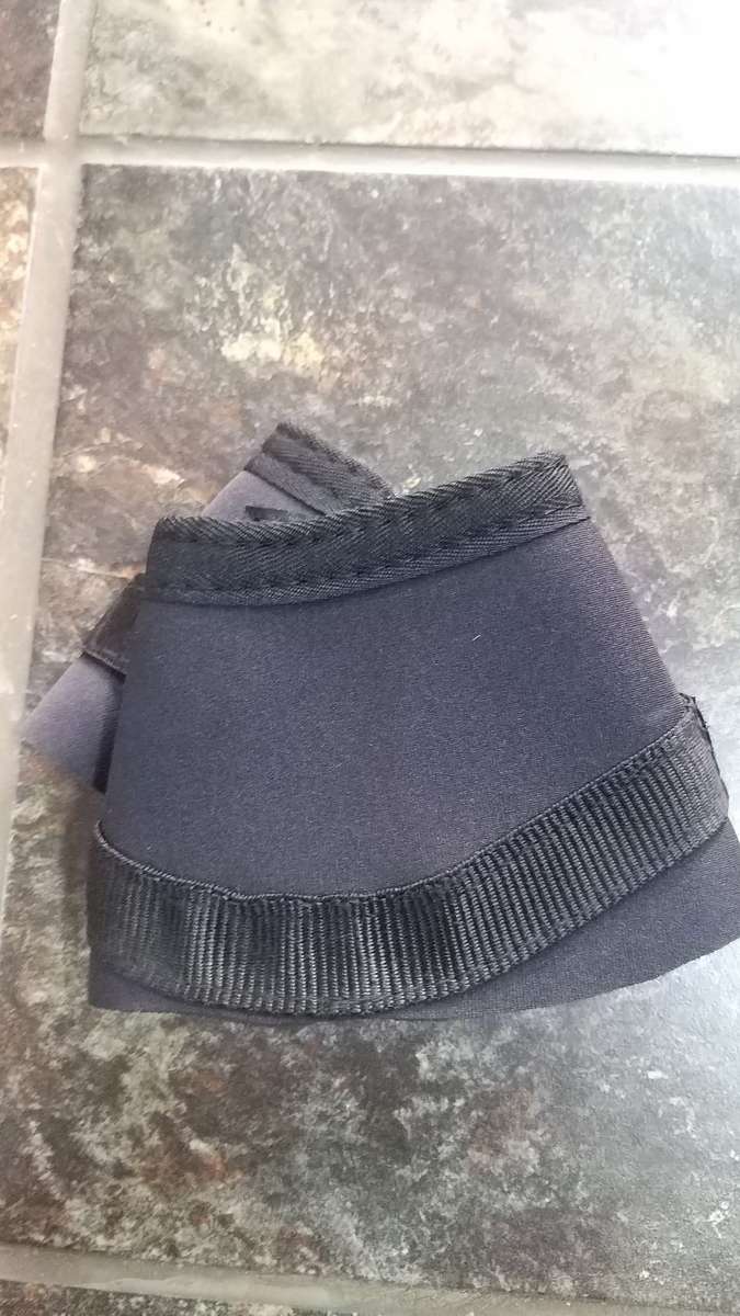 Overreach boots material with Velcro straps Medium