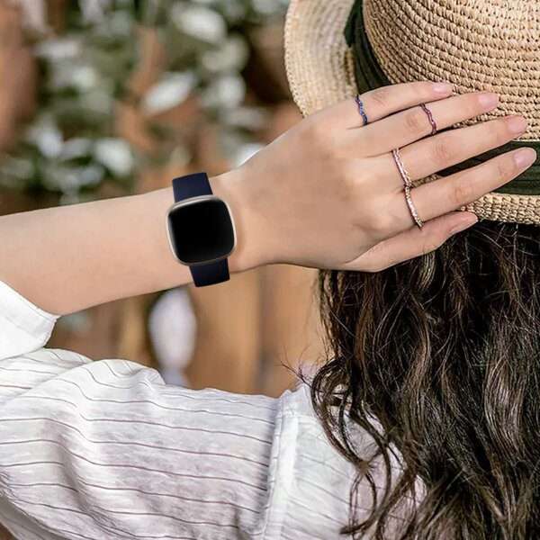 Fitbit Versa 3/4 & Sense Silicone Strap - Navy