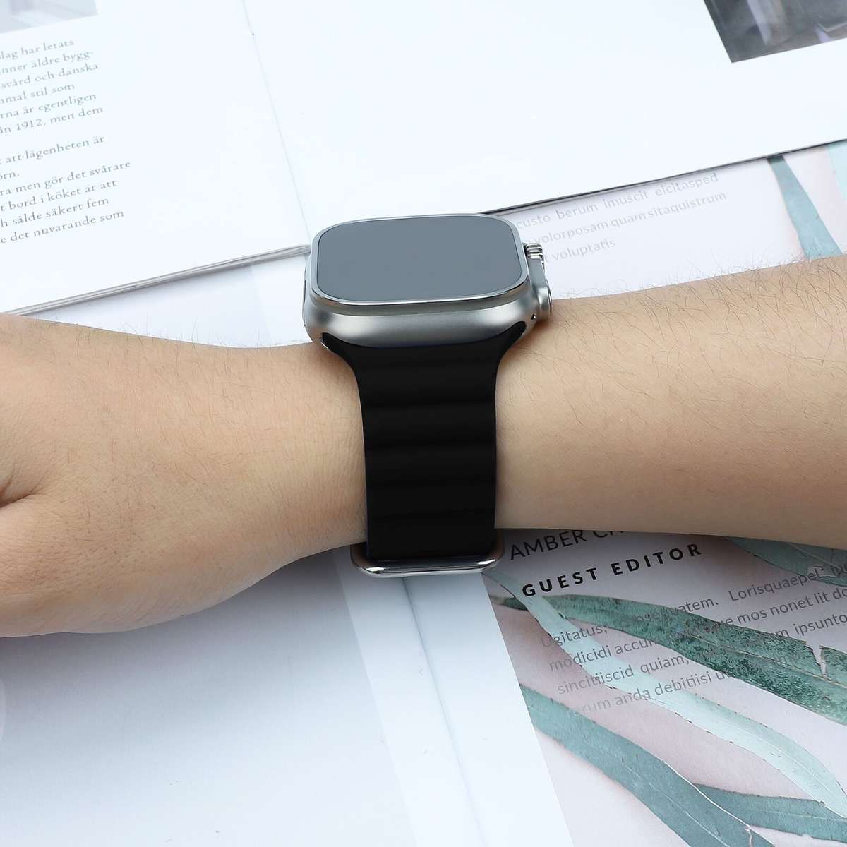 Apple Watch Weave Pattern Silicone Strap - Black