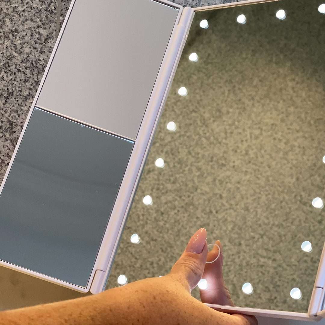 Nordik Beauty Touch Screen LED Magnify Vanity Mirror - White