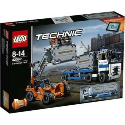 LEGO Technic - Container Yard