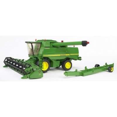 Bruder John Deere T670i Combine Harvester  (1:16)