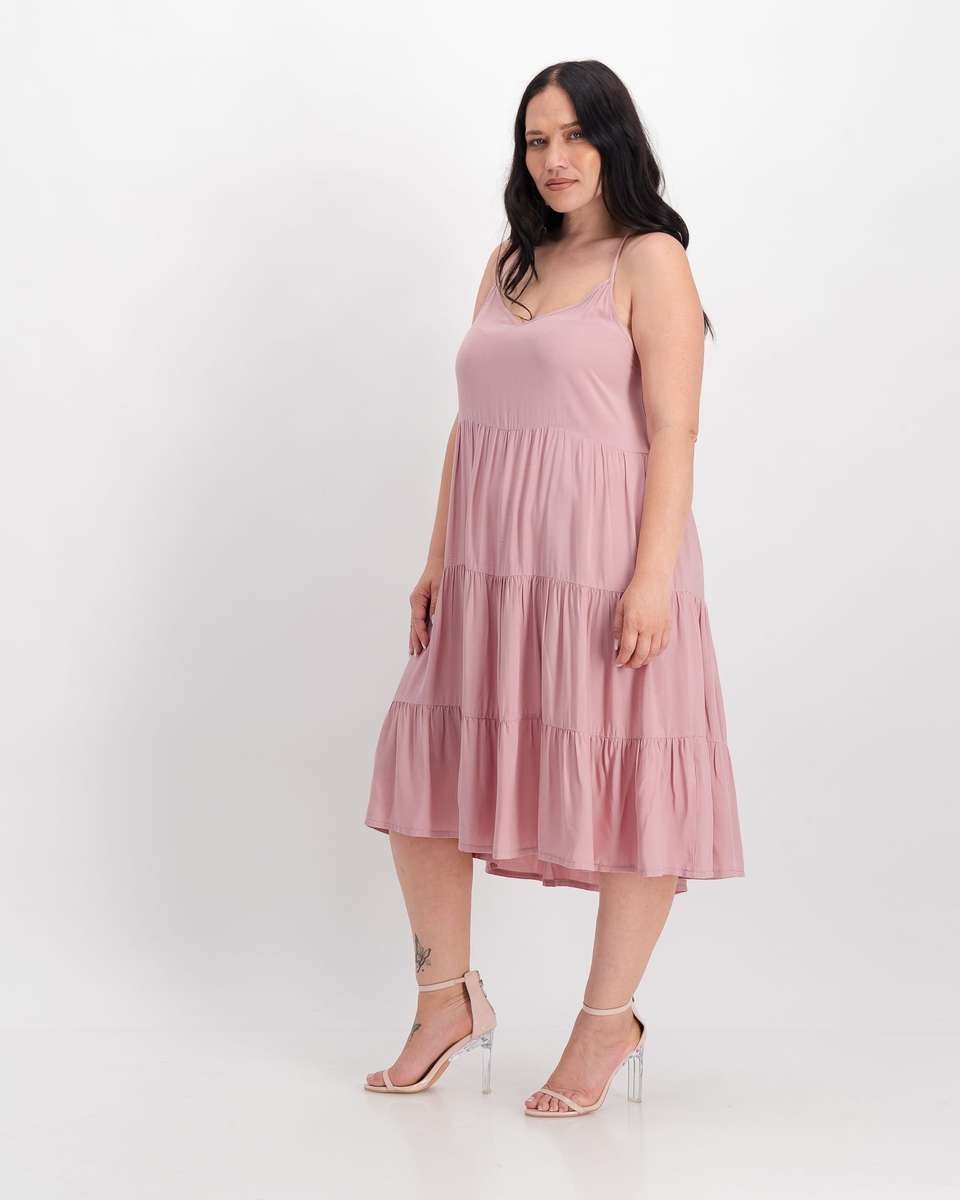Mode Curve Short Strappy Tiered Dress - Blush (44)