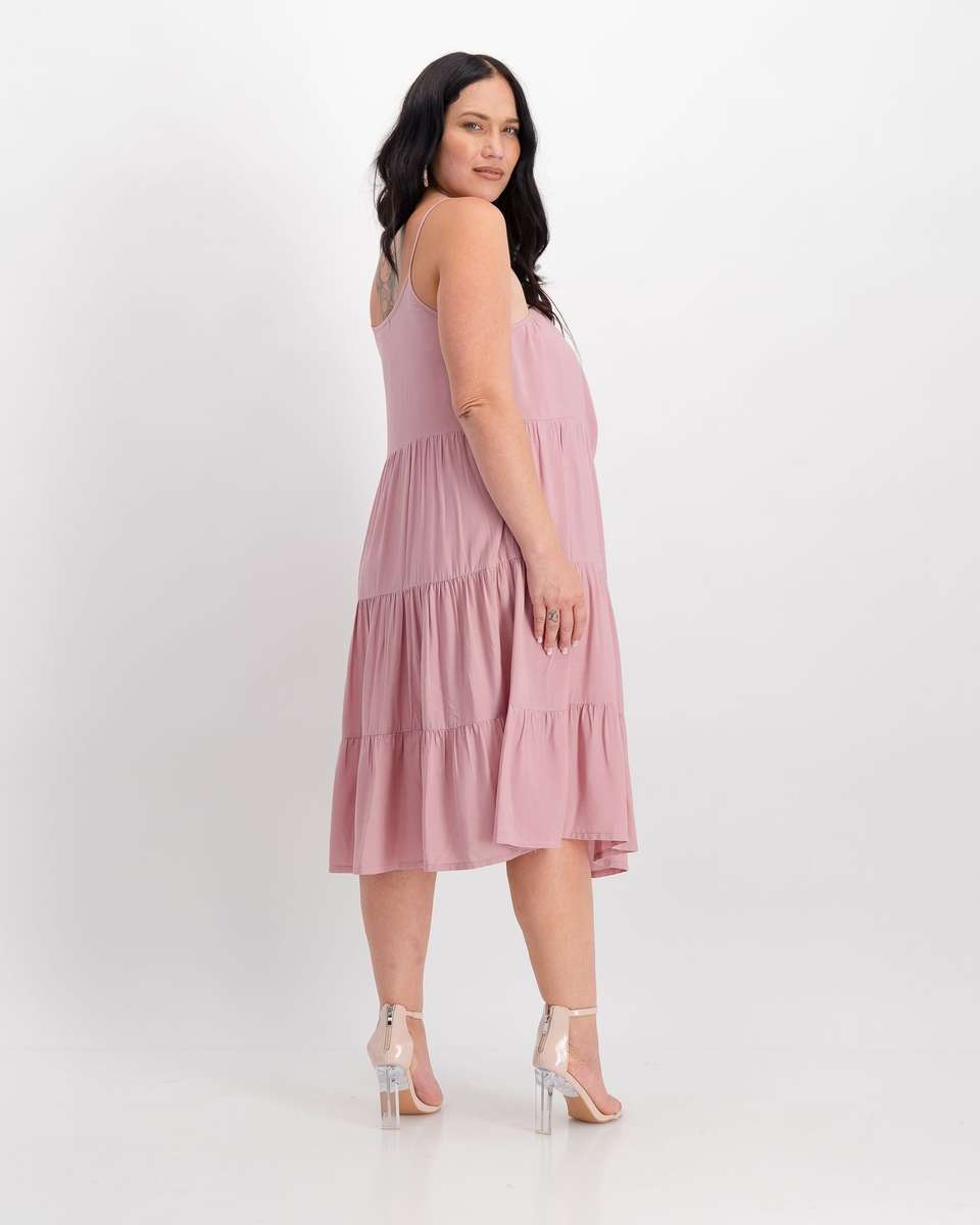 Mode Curve Short Strappy Tiered Dress - Blush (44)