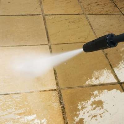 Bennett Read XTR1800 High-Pressure Washer