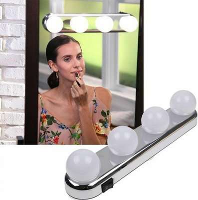 Studio Glow Makeup Light