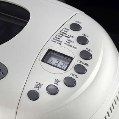Russell Hobbs Bread Maker with Yoghurt Function (White)