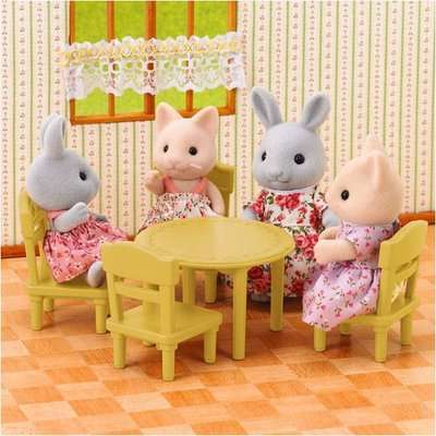 Sylvanian Families - Table & Chair Set