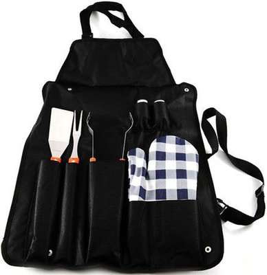 Marco Apron with Wooden Handled Braai Set