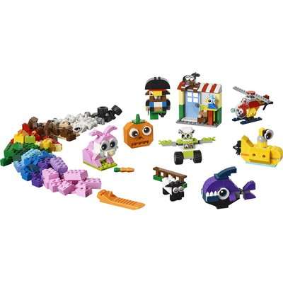 LEGO Classic Bricks and Eyes (451 Pieces)