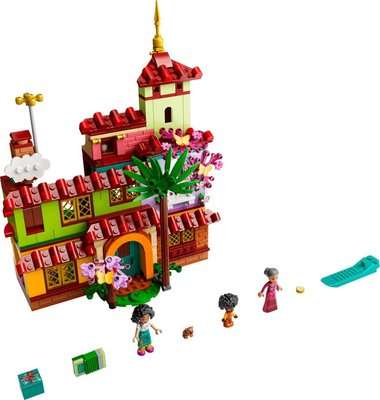 LEGO Disney Encanto The Madrigal House (587 Pieces)