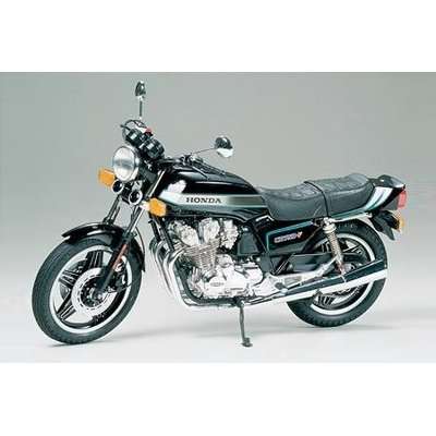 Tamiya Honda CB750F Motorcycle (1/6)