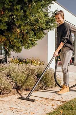 Karcher WD3 V-17 Vacuum Cleaner (1000W)