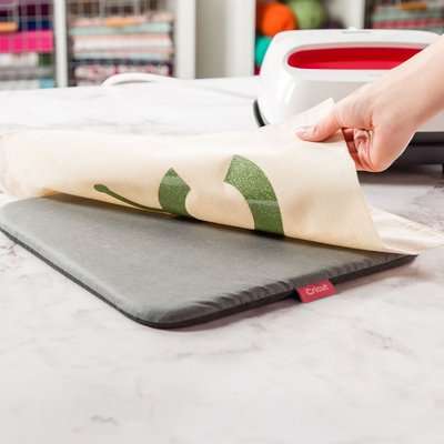 Cricut EasyPress Mat (30 x 30cm) - Compatible with Cricut Joy