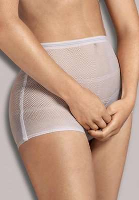 Carriwell Maternity/Hospital Panties (2 Pack)(White)