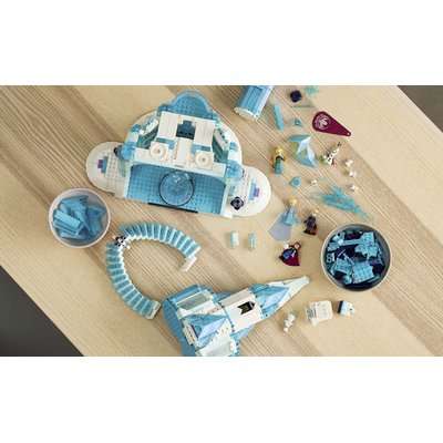 LEGO Disney Frozen The Ice Castle (1709 Pieces)