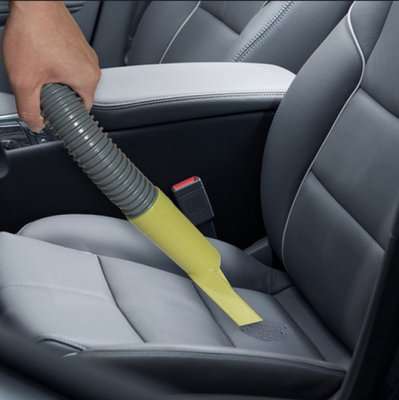 Wet and Dry Car Vacuum  (Green and Black)