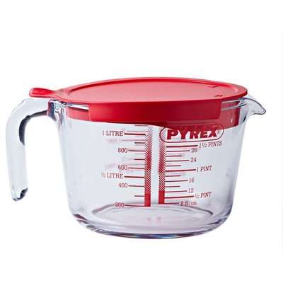 Pyrex Classic Measuring Jug with Lid (1L)