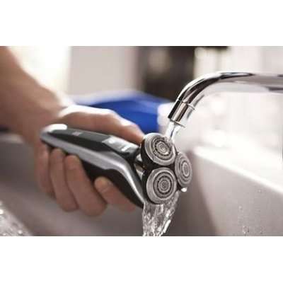 Philips S9111 Wet and Dry Electric Shaver