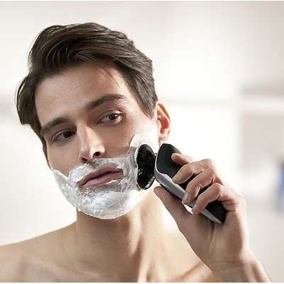 Philips S9111 Wet and Dry Electric Shaver