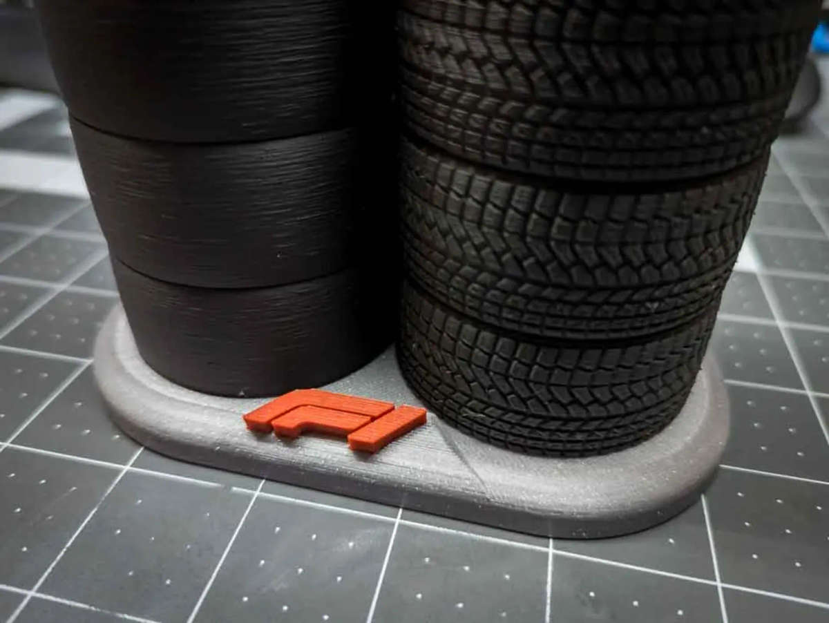 Dual F1 Tires Penholders - 3D Printed