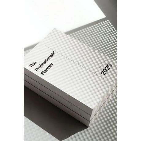 The Professionals Planner 2025 Daily Organizer & Productivity Journal
