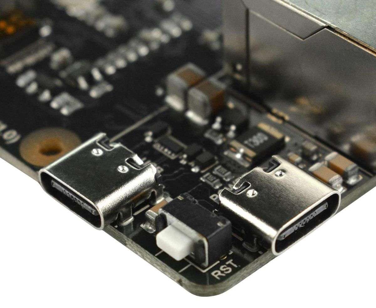 DFRobot (DFR0767) IoT Router Carrier Board, ARM, Cortex-A72,