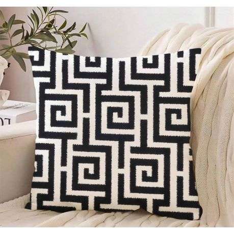 Contemporary Black and White Maze Cushion Covers Set 2