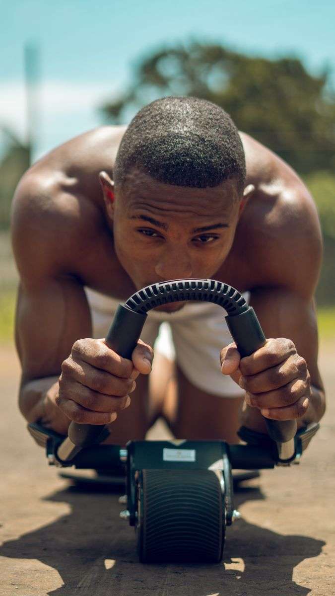 Automatic Rebound Abdomen Roller with LCD Display and Phone Holder