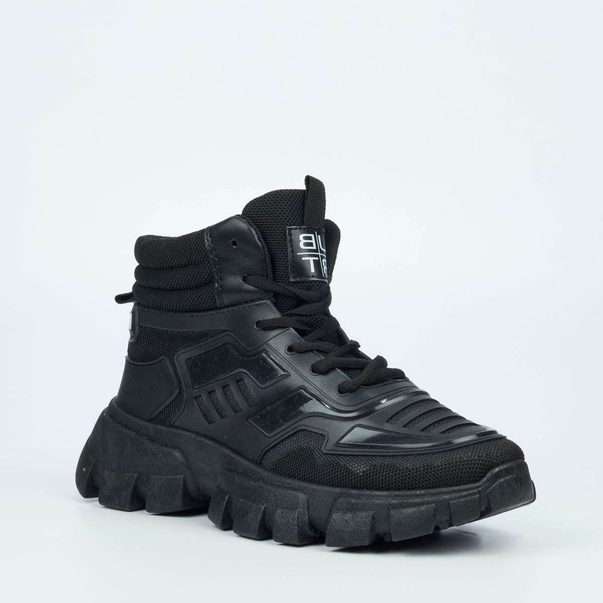 URBANART Gotham Size 8 or 9