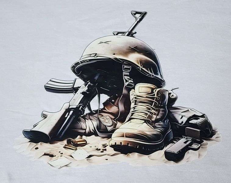 War Equipment T-Shirt XL