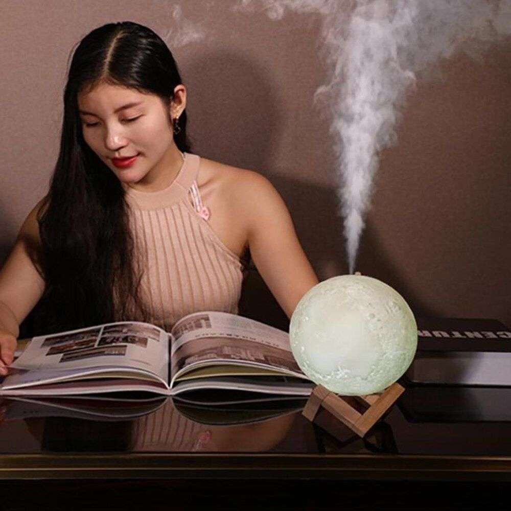 Round Night Light Moon Shaped Humidifier Table Desk Lamp