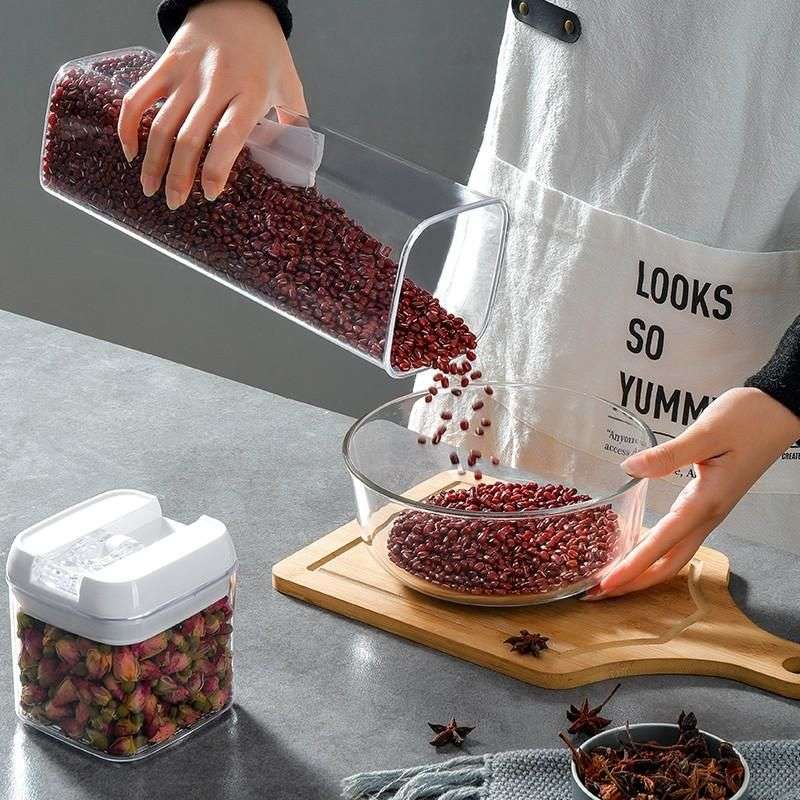 5 Pieces Of Airtight Sealed Stackable Food Storage Container Set