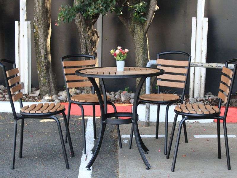 4 Seater Wooden Outdoor Patio Dining Set with Metal Frame - Garden Table & 4 Chairs
