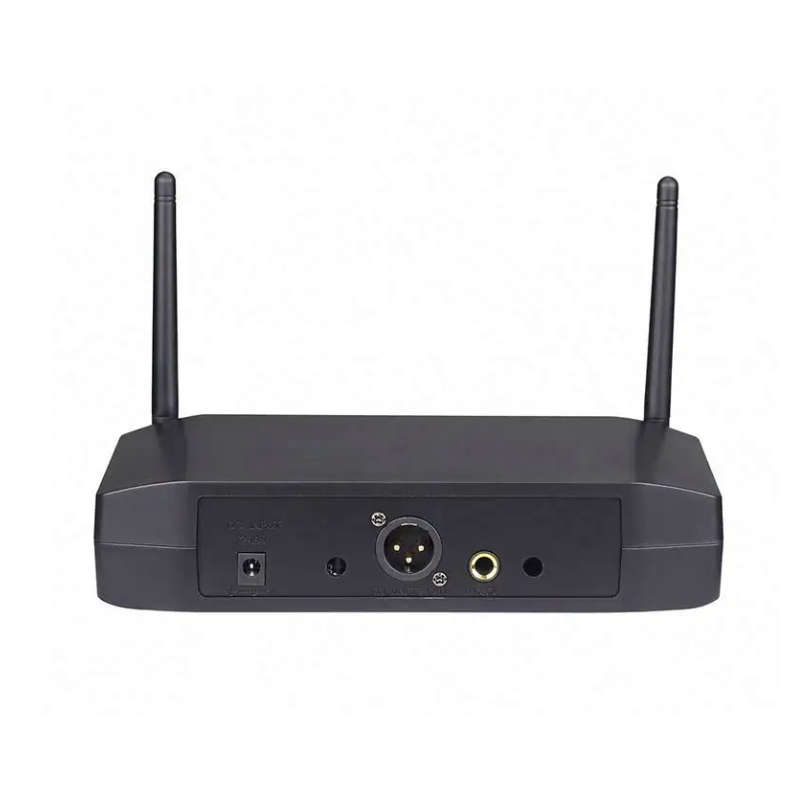 4 Channel Professional Handheld Dynamic UHF Wireless Vocal Microphone Set