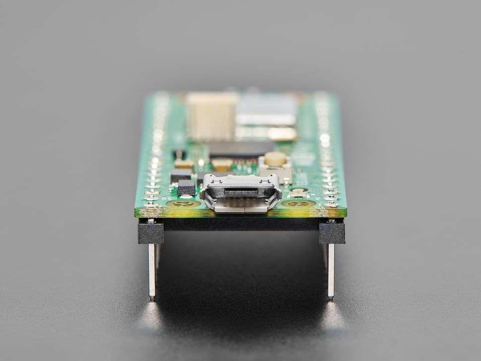 Raspberry Pi Pico 2 W with header