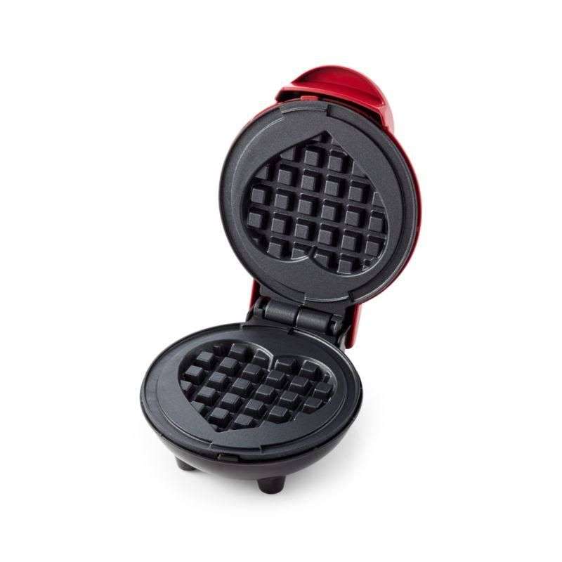 Mini heart waffle maker