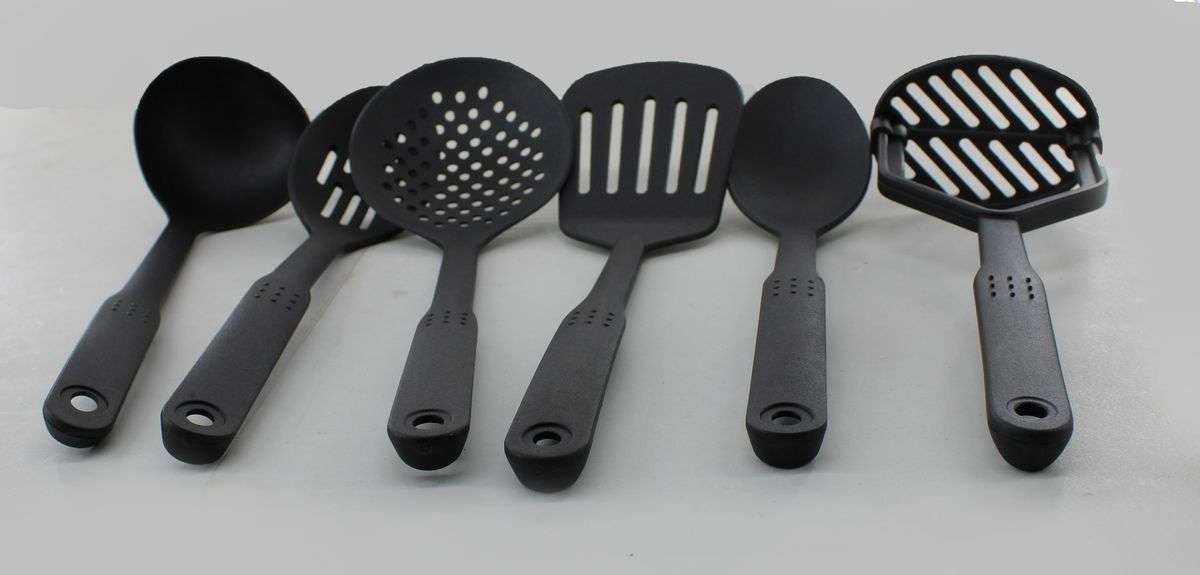7 PIECE KITCHEN TOOL SET - BLACK
