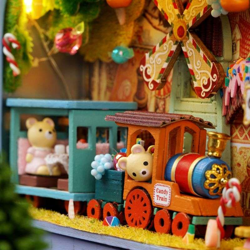 CUTEROOM DIY Miniature Box House - Candylicious Adventure