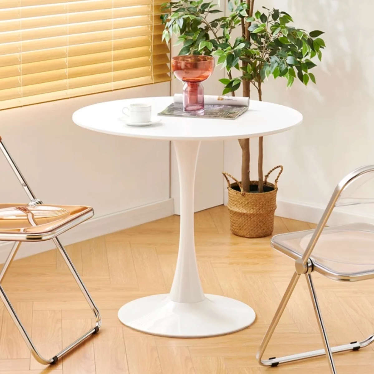 Round Dinning Table - White
