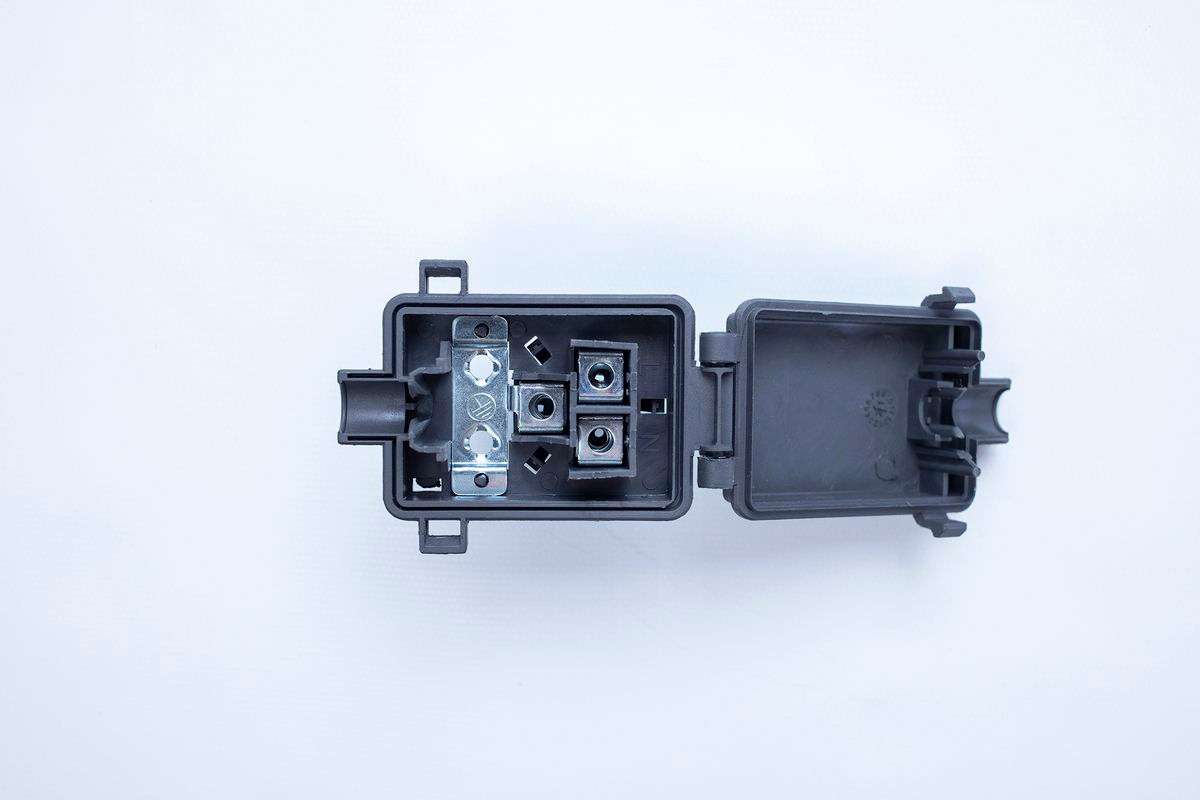 Defy Hob Main Terminal Block